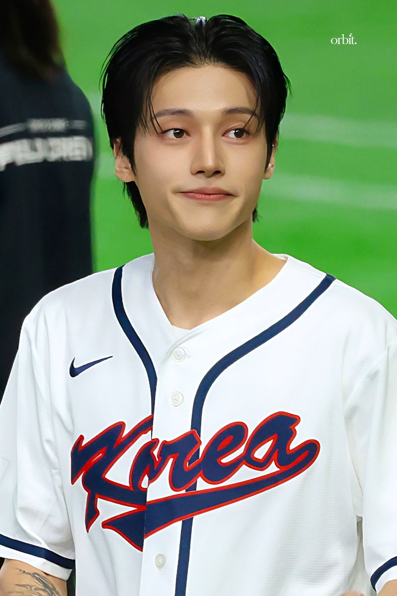 𝒐𝒓𝒃𝒊𝒕. tweet media