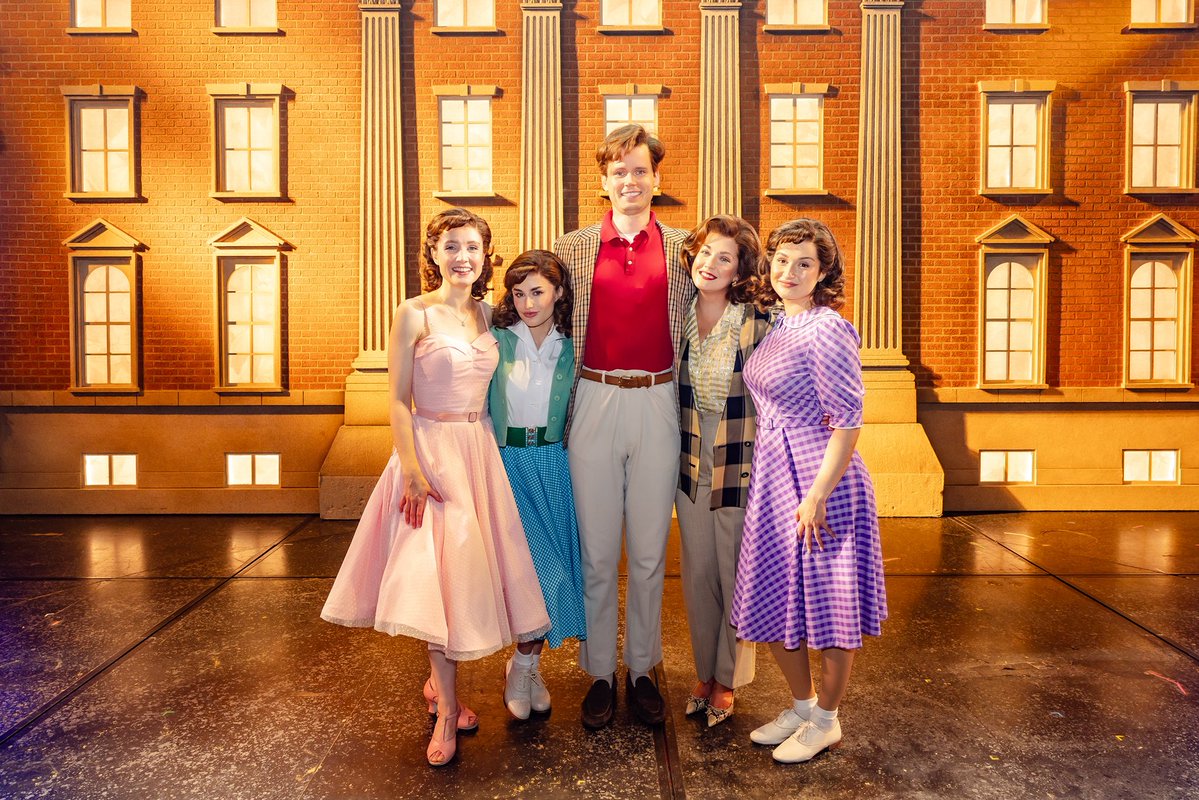 Back to the Future tweet media