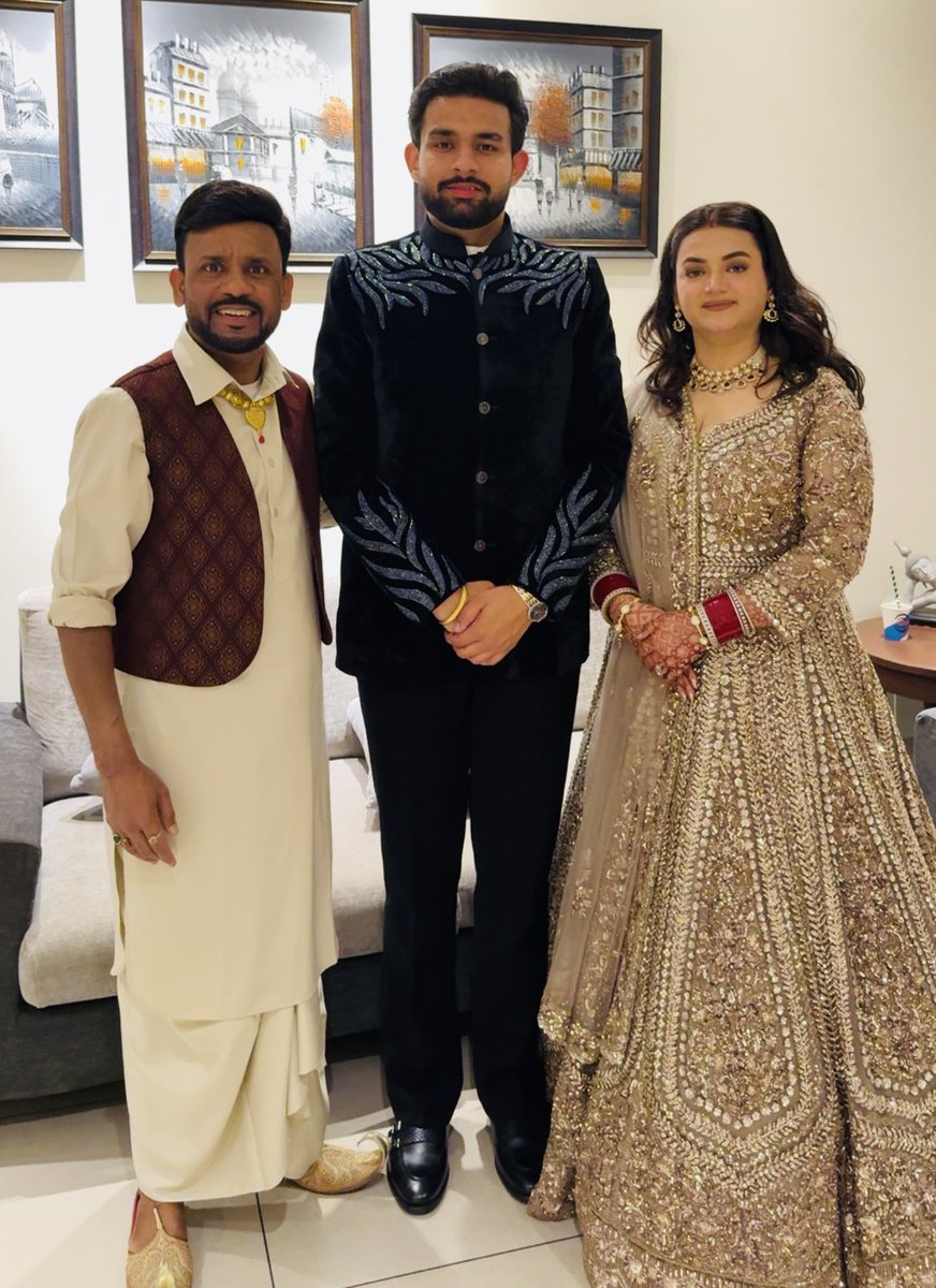 AngrejAli1's tweet image. Congratulations To Newly Married Couple #Ankush Rai &amp;amp; Avneet #Receptionparty #Yesterday#Spcl To Happy Bai G Pahalwan Dhaba &amp;amp; Mani Qaistrax Invited  To Me For Live performance On Reception Party #❤️🙏