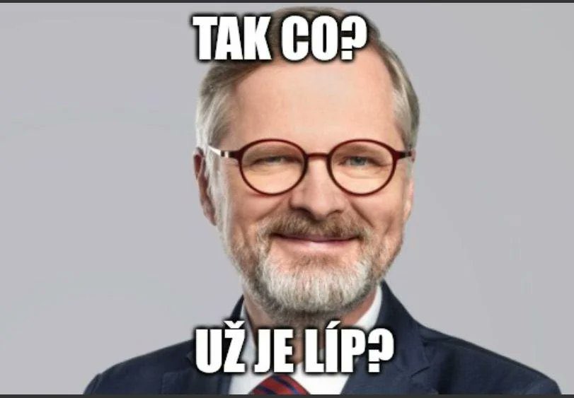 Utržené sluchátko v.2.0 tweet media