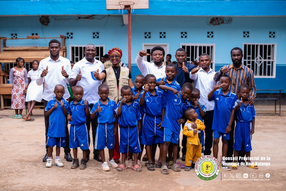 UmojasportDRC's tweet photo. 🌟 #children play a vital role in our programming! By fostering positive change early, we set the foundation for long-term success. Let's invest in our future by empowering the next generation! 💪✨ #FutureLeaders #EmpowerChildren #PositiveChange #umojasportdrc @babaelva https://t.co/wNDWOqnV9R