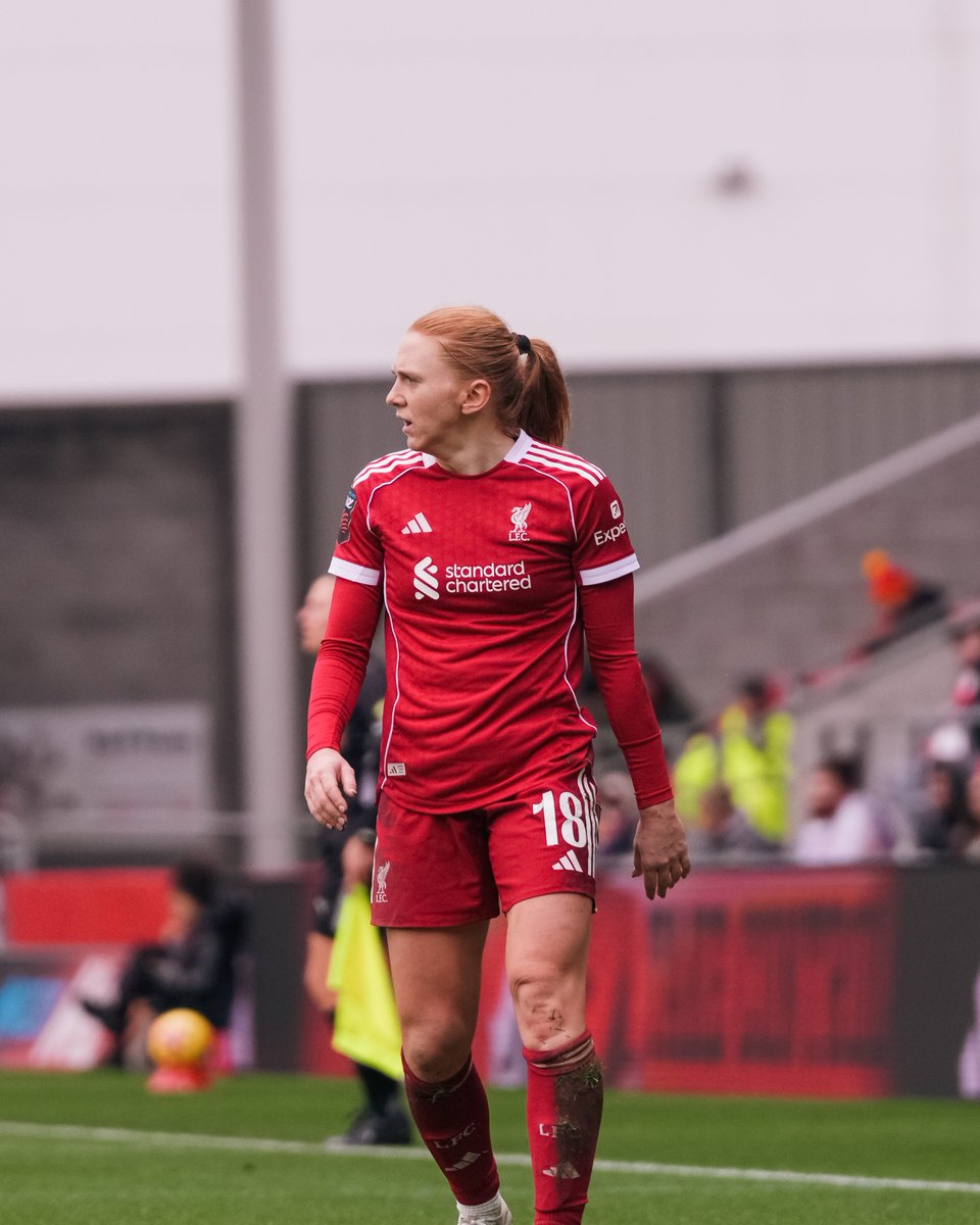 LiverpoolFCW's tweet photo. After being voted the @StanChart Player of the Month for February by the fans, Ceri Holland is hoping home comforts can prove key again this weekend ⤵️