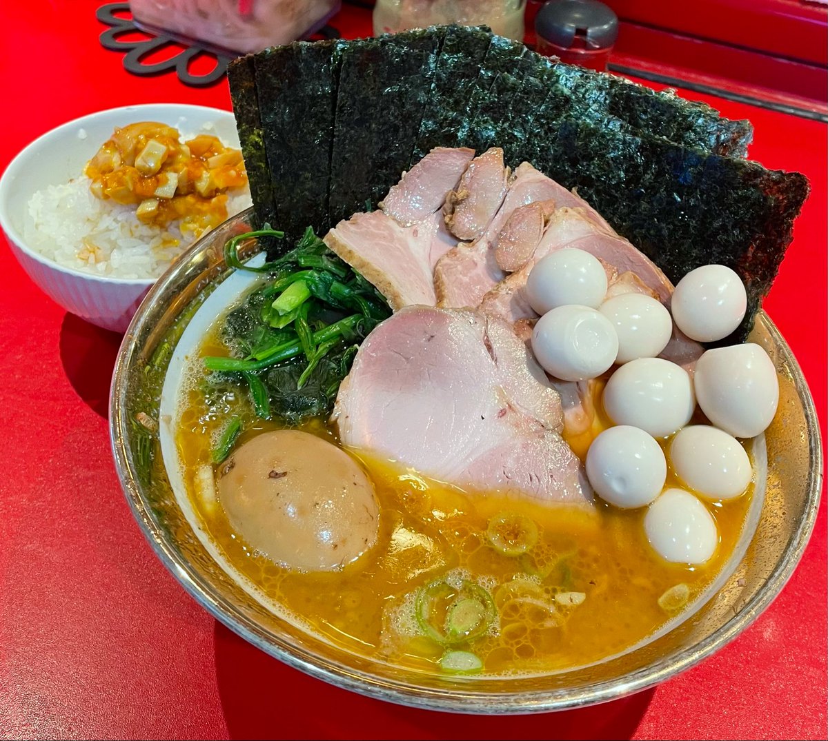 つばめちゃん tweet media