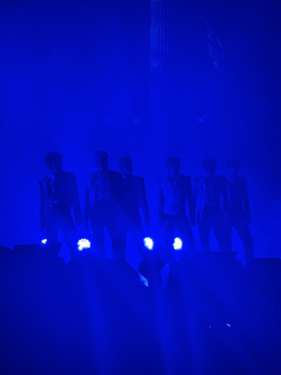 Headliner Manila tweet media