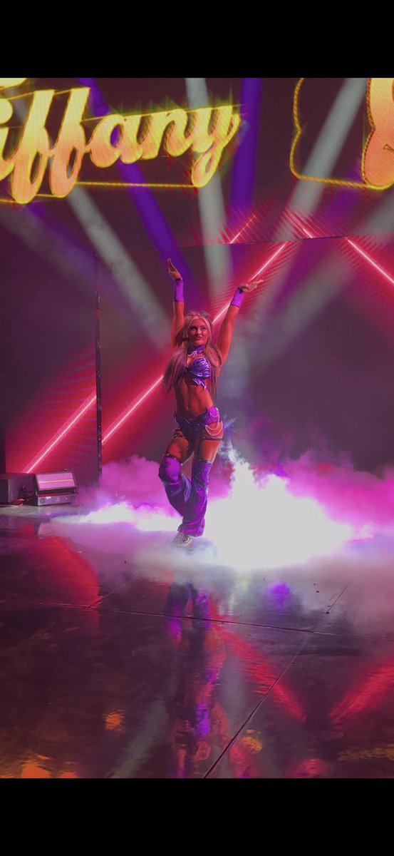 ♕тιƒƒүѕ_υиινєяѕє♕ tweet media