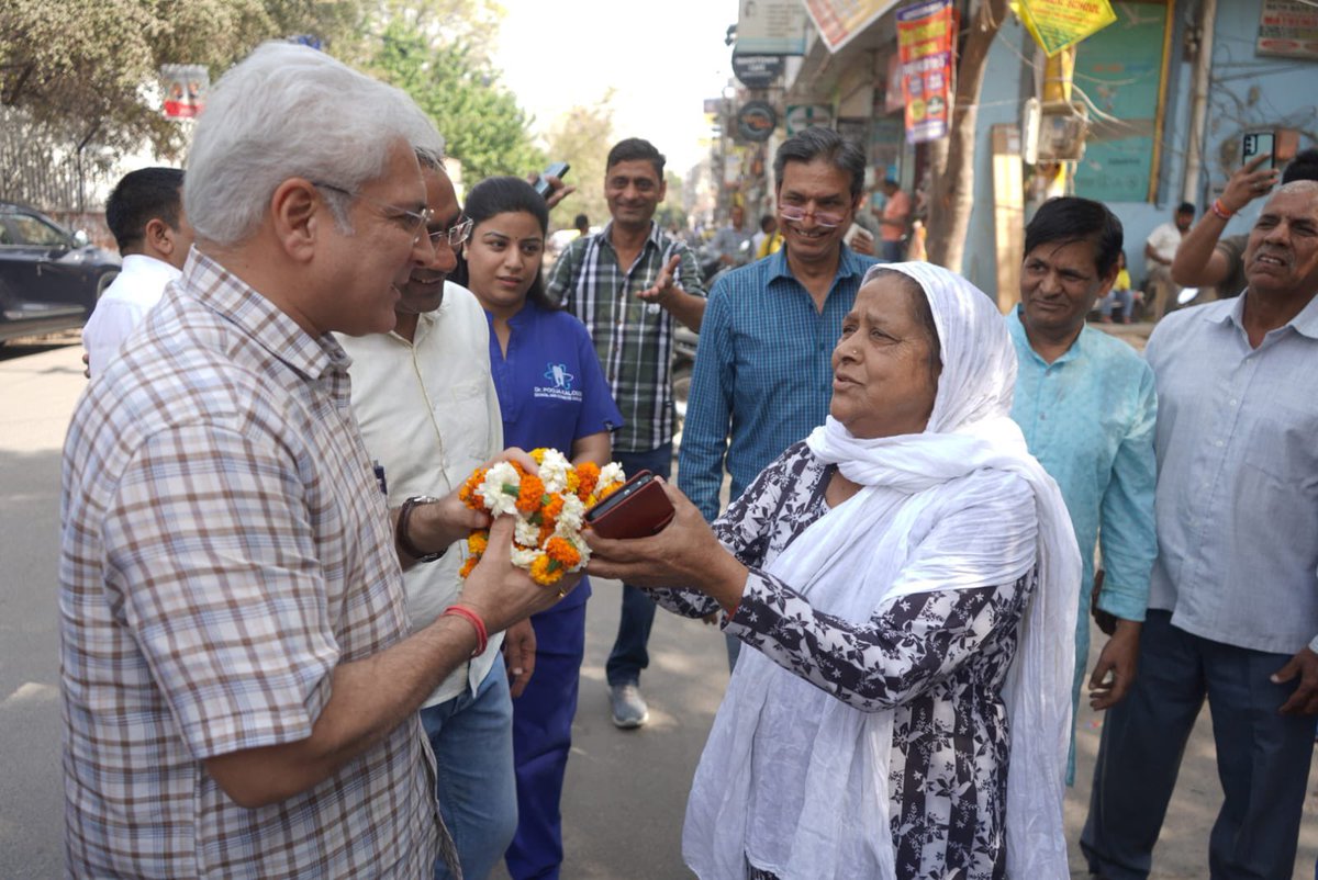 Kailash Gahlot tweet media