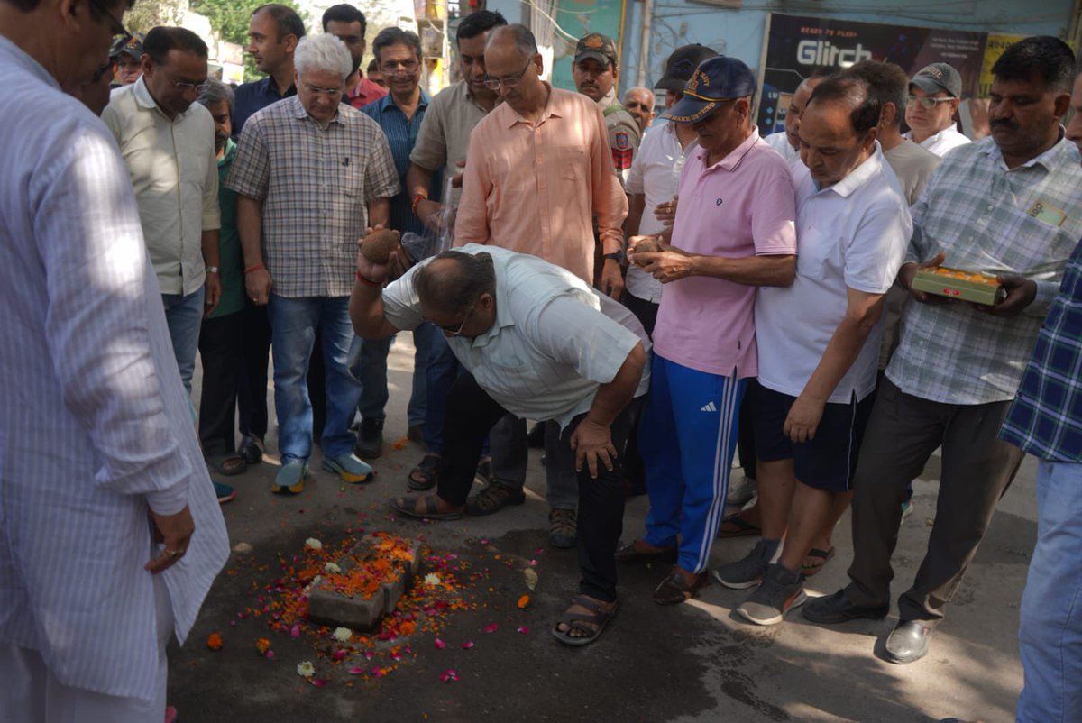 Kailash Gahlot tweet media