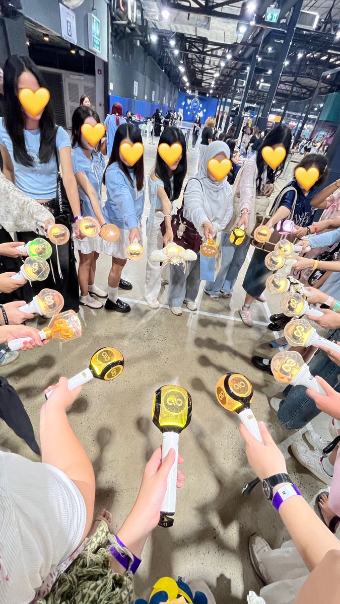 bowlondon's tweet photo. 💛🤍
#AsteroidinBKK 
#SUNGYEOLinBKK https://t.co/W91T4tUoyG