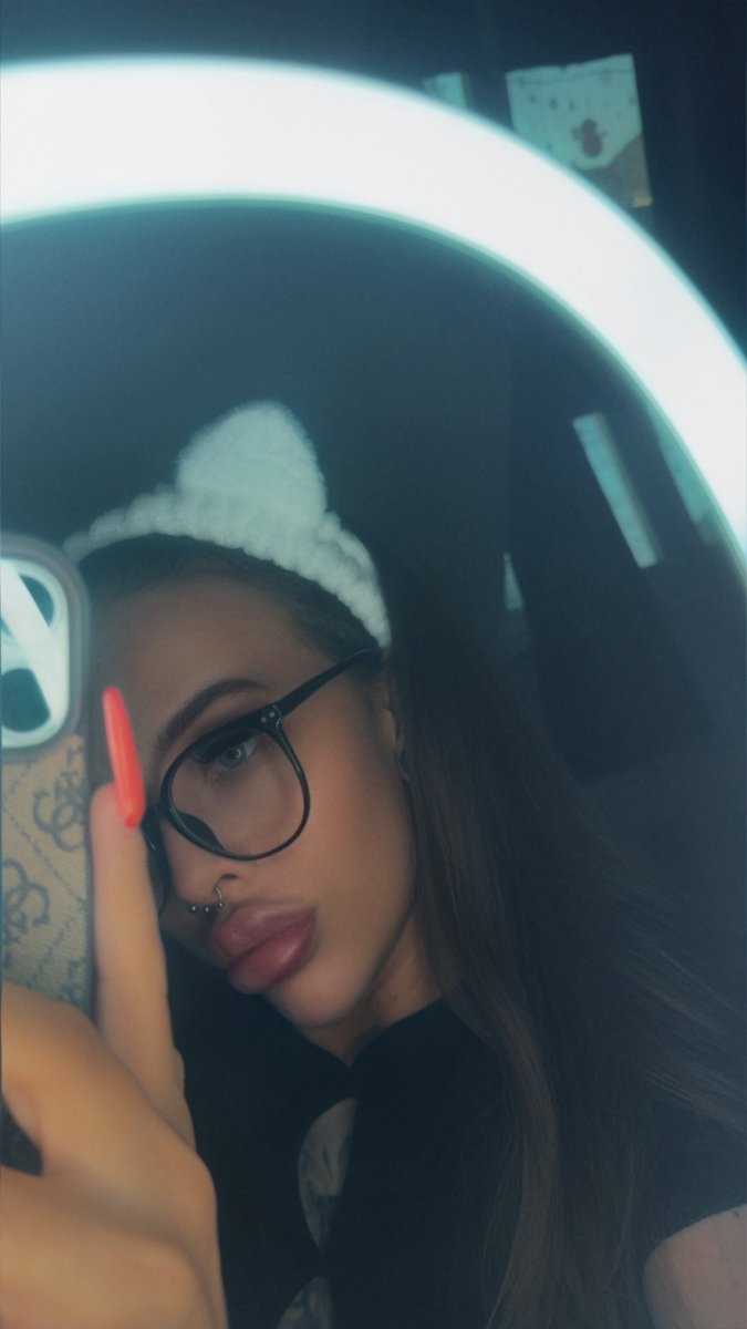 🖤hellonearth👹 tweet media