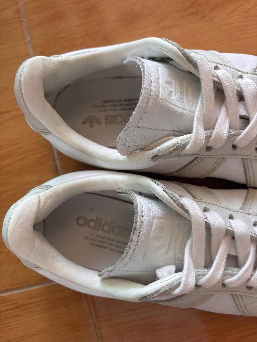 fashjgg's tweet photo. adidas BM Army ของเเท้
size 38 สภาพตามการใช้งาน
ส่งต่อ 400 รวมส่ง
#ส่งต่อเสื้อผ้า #ส่งต่อ #ส่งต่อรองเท้า #รองเท้ามือสอง #ส่งต่อรองเท้ามือสอง #ส่งต่อรองเท้าของเเท้ #ส่งต่อadidas https://t.co/bLsmVDvd9e