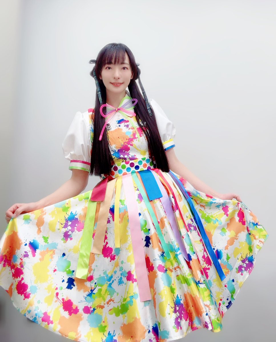 hirayama8emi's tweet photo. 「THE IDOLM@STER MILLION LIVE! 11thLIVE DAY1 Atelier ROCOMOTION!!」

ありがとうございました😊✨
時空を超えてバトン繋がって嬉しい…！
無事に開催できて、改めて、ロコちゃんおめでとう‼️

ロコアートとっても楽しかったー✨✨

ラストのみんなでやったイリュージョンどうだったー？(＊´ｖ`＊)ノ🎨
ぜひアーカイブも見てくださいね♪

#ミリオン11th #ミリオン11th_day1 #idolmaster