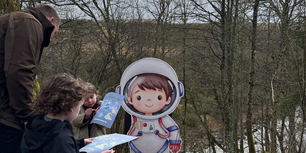 High Force Hotel and Waterfall tweet media