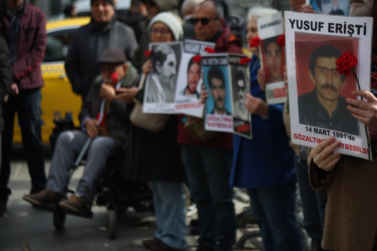 Milletvekili Mahmut Alınak, 25 Nisan 1991 tarihinde Başbakan Yıldırım Akbulut’un yanıtlaması istemiyle verdiği soru önergesinde, tanık ifadelerini aktararak Yusuf Erişti’nin akıbetini sordu. Önergeyi cevaplayan dönemin İçişleri Bakanı Abdulkadir Aksu ise, “Yusuf Erişti gözaltına