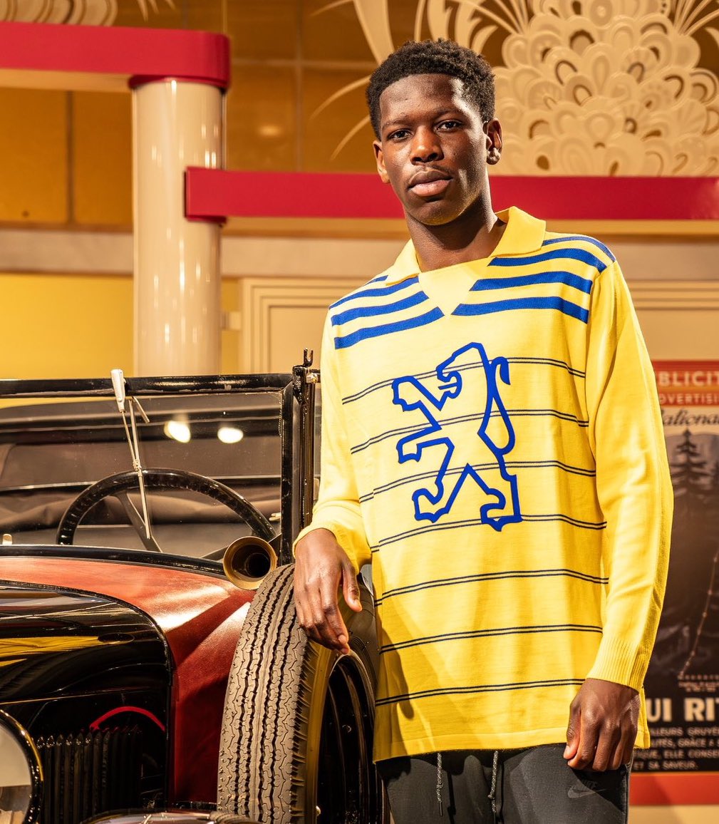 Chris Chats Shirt tweet media