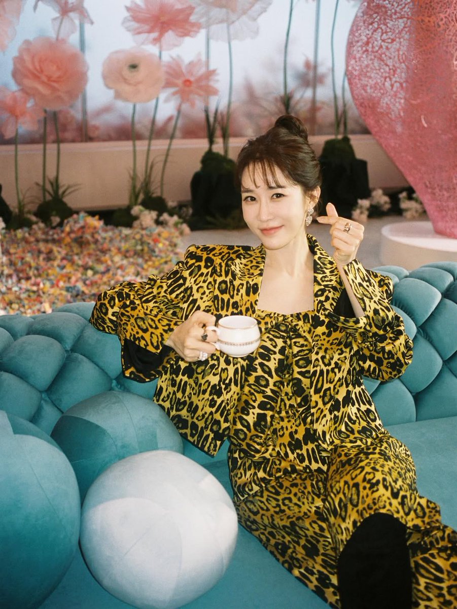 Jisoo Interactions tweet media