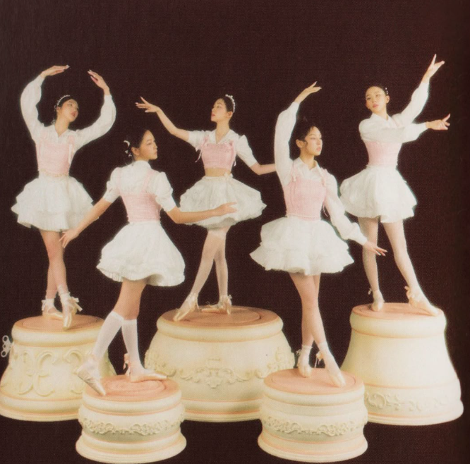 Yeri reveals that Red Velvet is preparing for group activities this year.