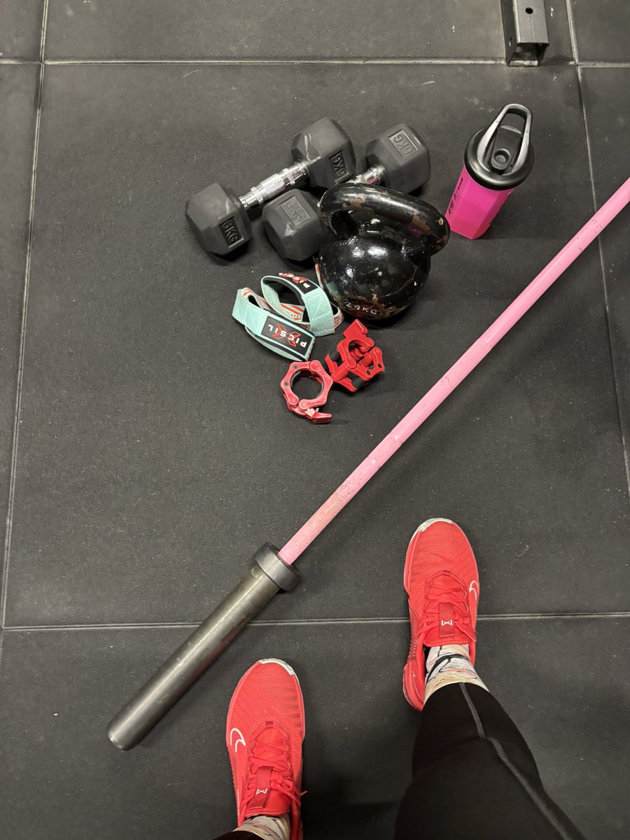 Lucie Wernerová tweet media