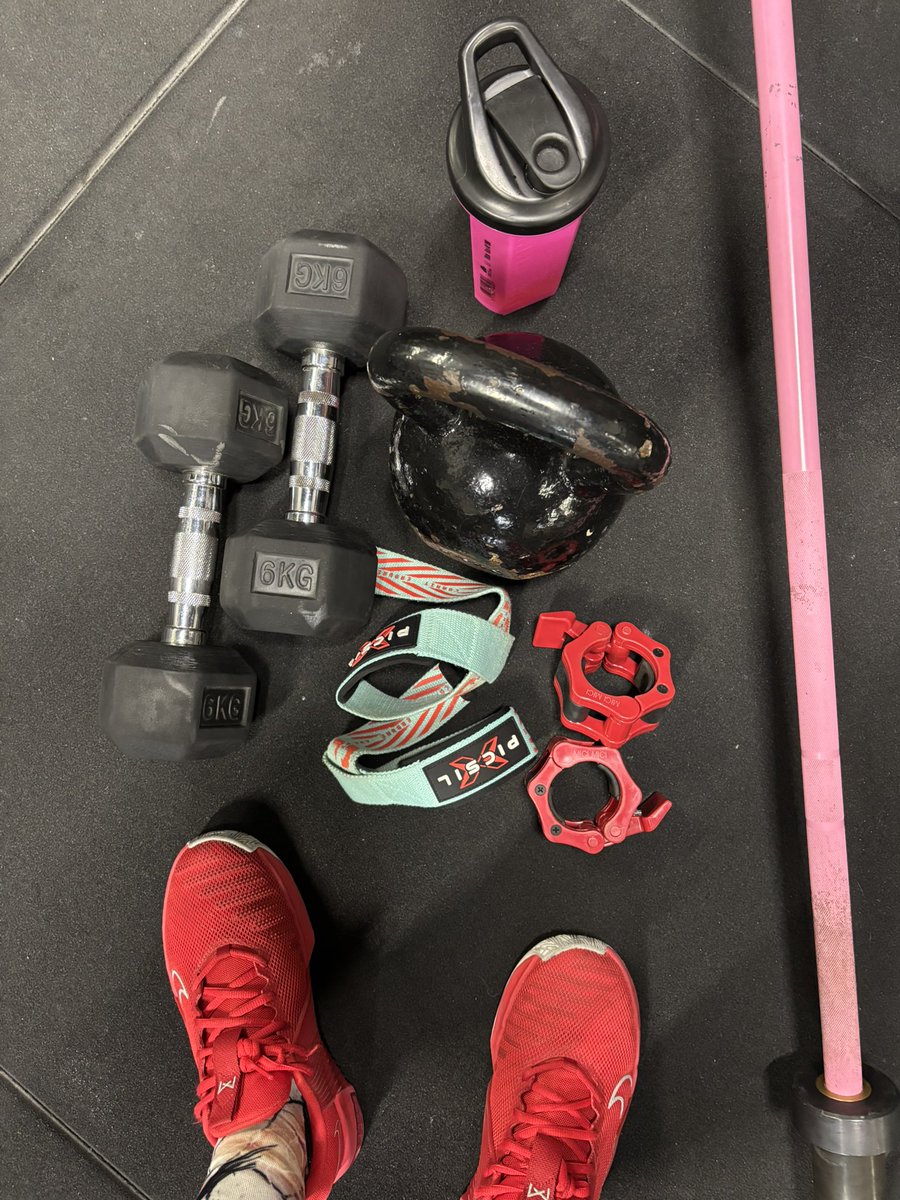 Lucie Wernerová tweet media