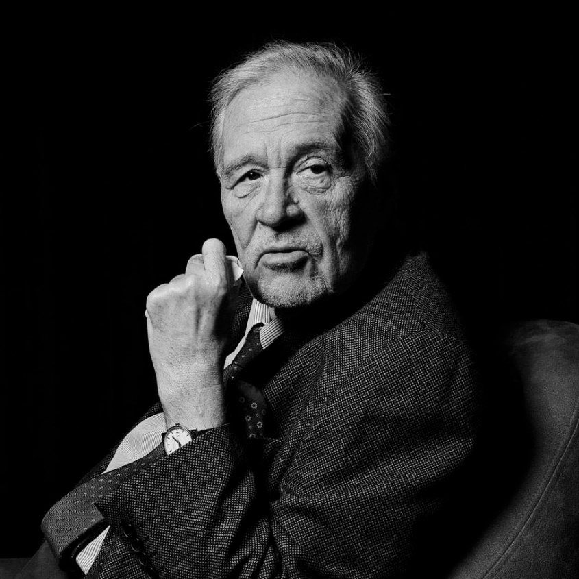 Fatih Altaylı, İlber Ortaylı’yla ilgili yapılan olumsuz yorumlara tepki gösterdi: 

- Sağda solda ölümünden sonra yazılanları okuyorum. Böylesine ahlaksızca iftiralar, yok elitistmiş. Elitist olmak başka bir şey, evet elitistti İlber ama toplumla barışık bir elitistti.

- Kimseyi