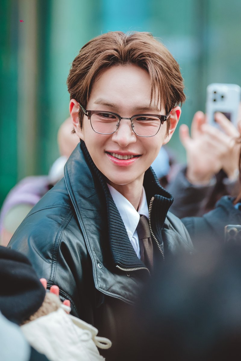 warmspot_onew's tweet photo. 260314 💚🩷💚🩷
#온유 #ONEW #ONEW_TOUGH_LOVE https://t.co/ZIe8pmZnl2