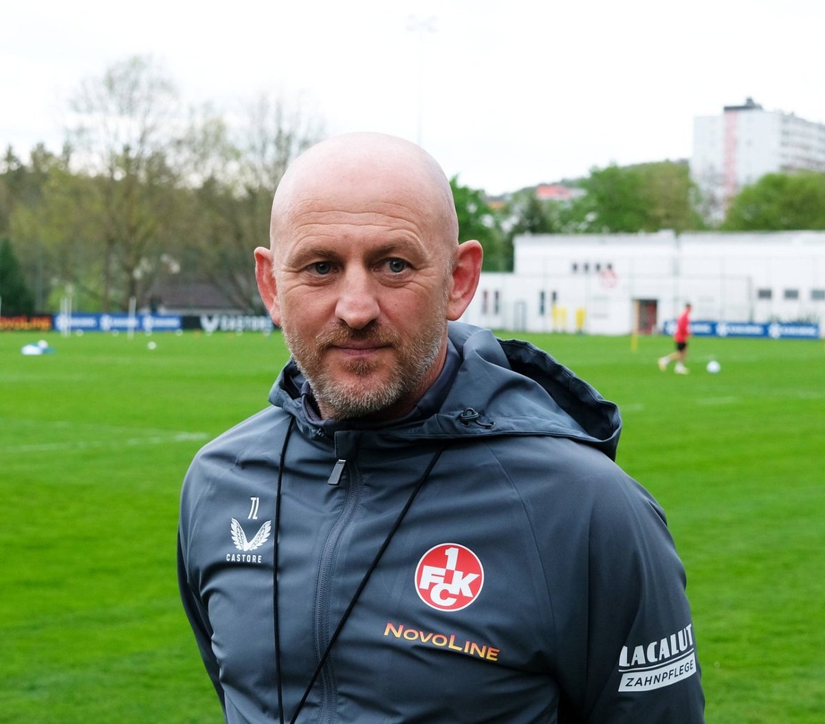 Mangit_'s tweet photo. @Betzrik 3x diese Saison gegen Fürth gewonnen 
2x davon Auswärts 

Trainer des Jahres. https://t.co/dDyyD3somE