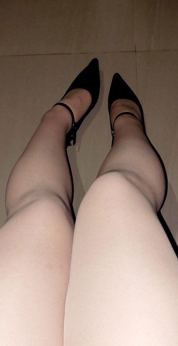 Sissy Lingly ☪️ ♠️ tweet media