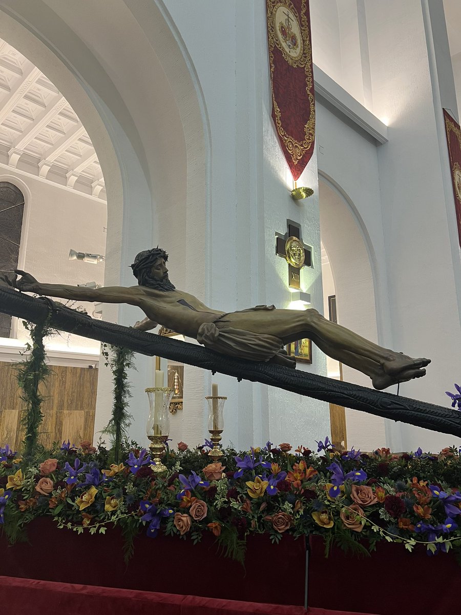 cristoconfianza's tweet photo. EL SANTÍSIMO CRISTO DE LA
CONFIANZA DISPUESTO PARA EL REZO DEL VÍA CRUCIS POR LAS CALLES DE SU BARRIO

En este sábado 14 de marzo, el Santísimo Cristo de la Confianza amanece entronizado para el rezo del Vía Crucis por las calles de la feligresía que tendrá lugar a las 21:00 h. https://t.co/Irhyn8xhpK