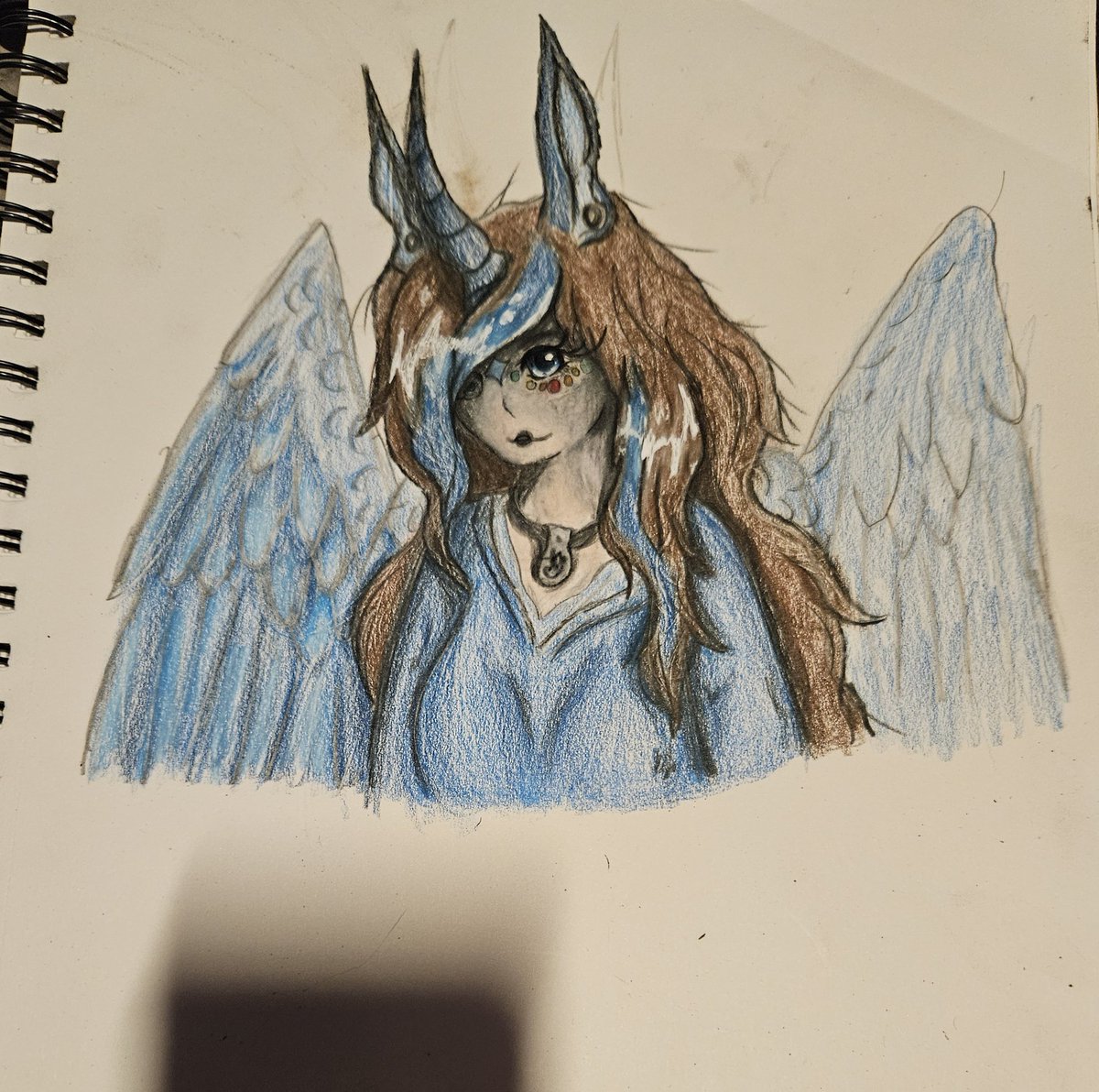 Did some practice and trying to improve on what I draw a bit and it's going good so far!

#art #dragon #silkwing #wof #unicorn #stippling #color #pen #artwork #creatures