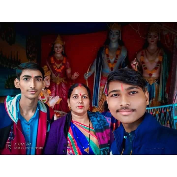 gulmohar (@a_benign_boy) on Twitter photo 