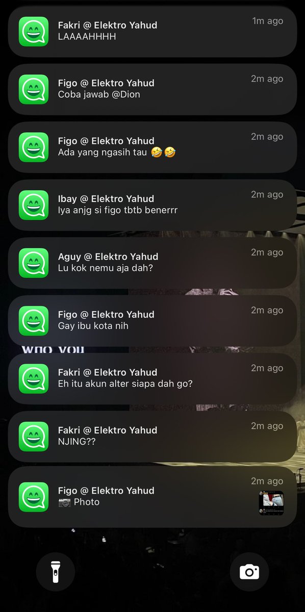 eventhoally's tweet photo. ⚠️ CW // homophobic, harsh words

ini notif hpnya paskal yang kebaca dory https://t.co/iiF6gIxwhe