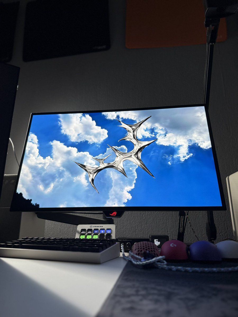 eA s1ght tweet media