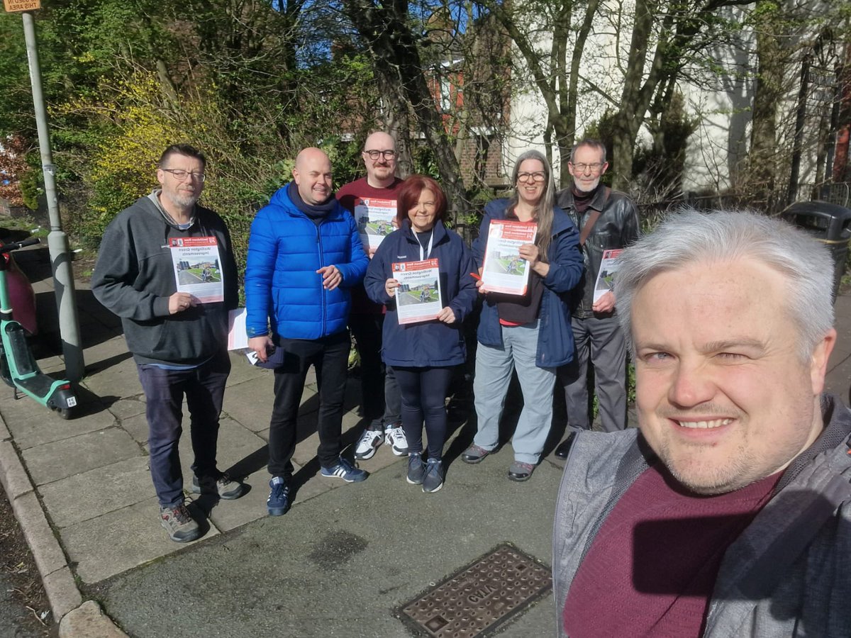 Jay Roberts 🌹 tweet media