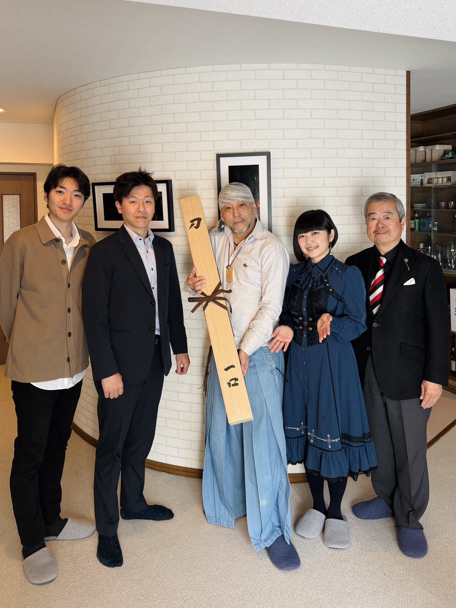 小林未郁 tweet media