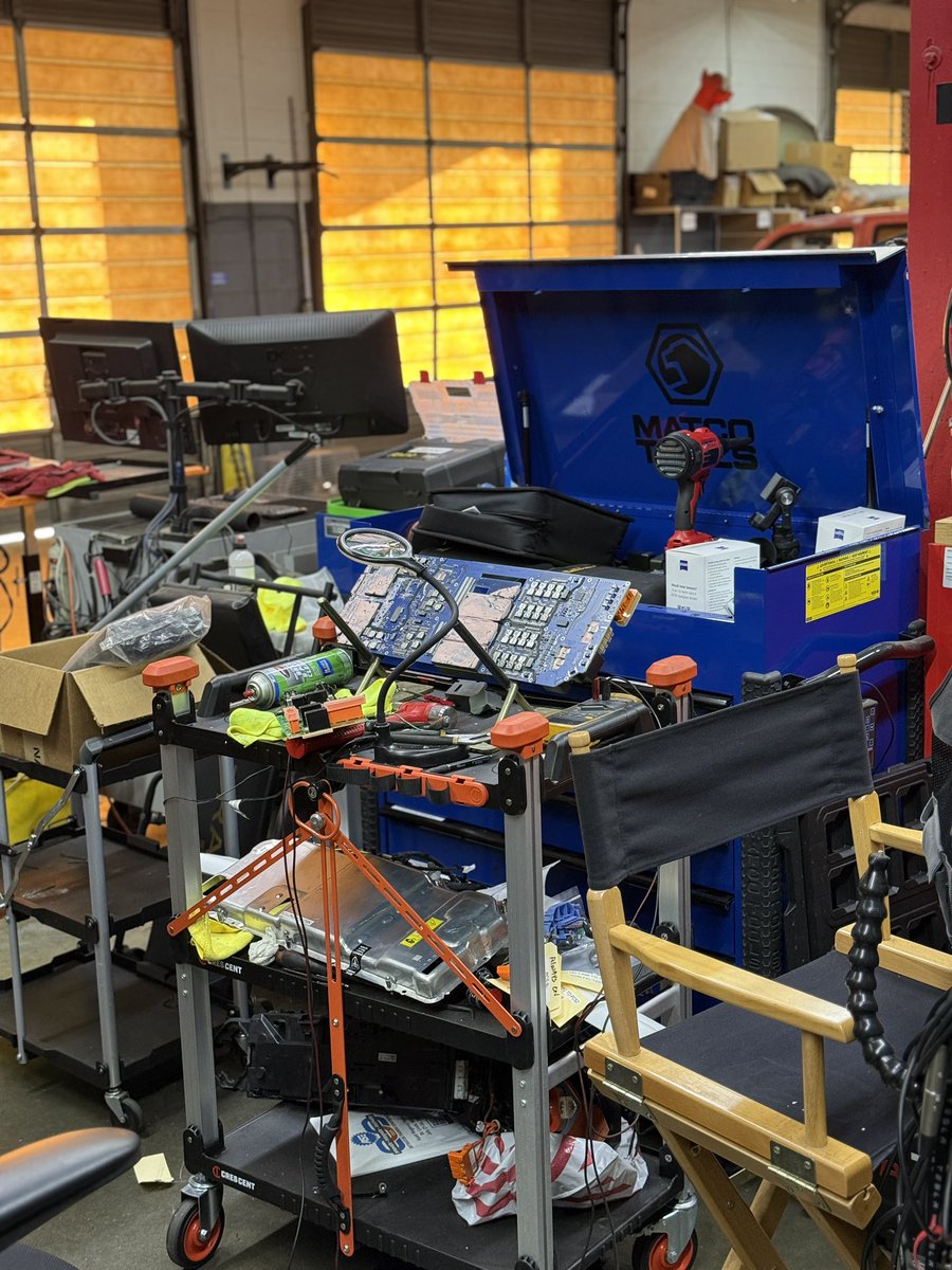 Scott Brown tweet media