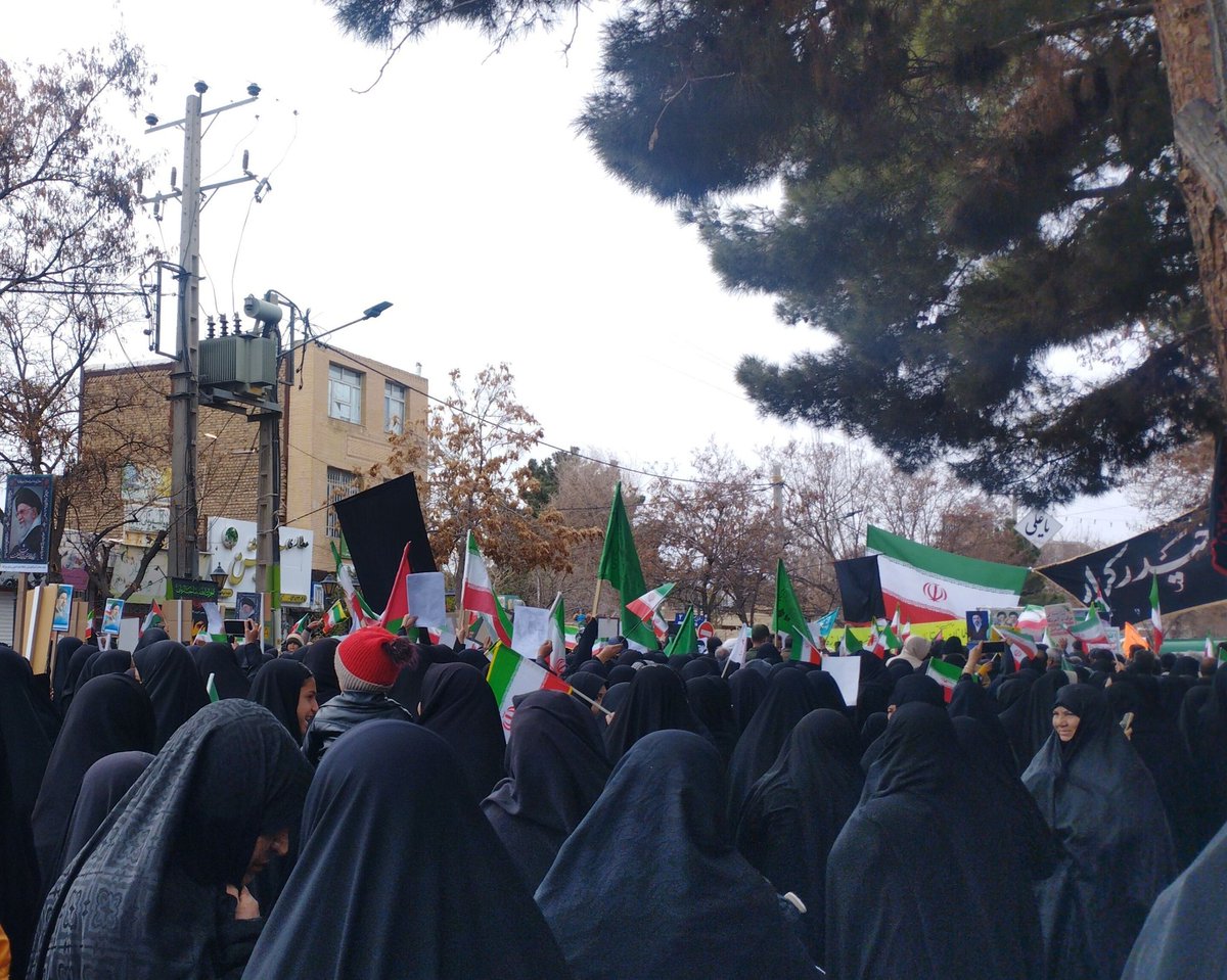 از سرباز به فرمانده:
مأموریت با موفقیت انجام شد ✌🏻🇮🇷
22 Esfand 1404/ qods /Bakharz
#تا_پای_جان_برای_ایران
#برای_ایران