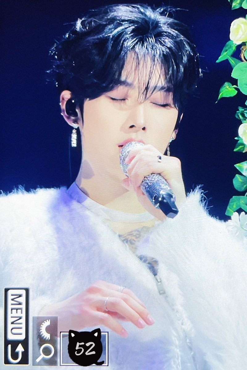 𝟱:𝟮𝟬 tweet media