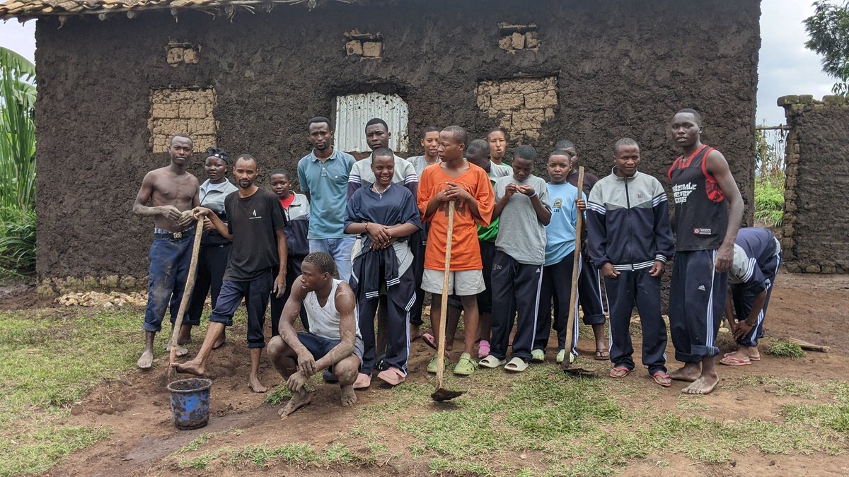 Ni muri gahunda ishuri rishyize imbere mu kurwanya ibibazo bibangamiye imibereho myiza y' abaturage muri rusange. 
<a href="/RwandaLocalGov/">Ministry of Local Government | Rwanda</a> 
<a href="/RuhangoDistrict/">Ruhango District</a> 
<a href="/Rwanda_Edu/">Ministry of Education | Rwanda</a>
<a href="/BTNTV/">BTN</a> 
<a href="/isangostar/">IsangoStar</a> 
<a href="/NESA_Rwanda/">NESA Rwanda</a>