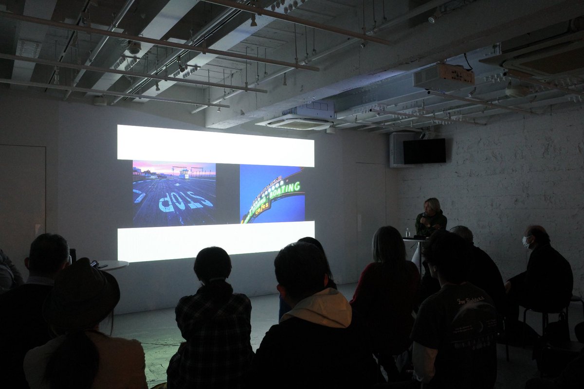 午後から参加の方々も合流し、まずは講評会からスタート。お一人3枚ずつ提出いただき、お二人に講評いただきました。