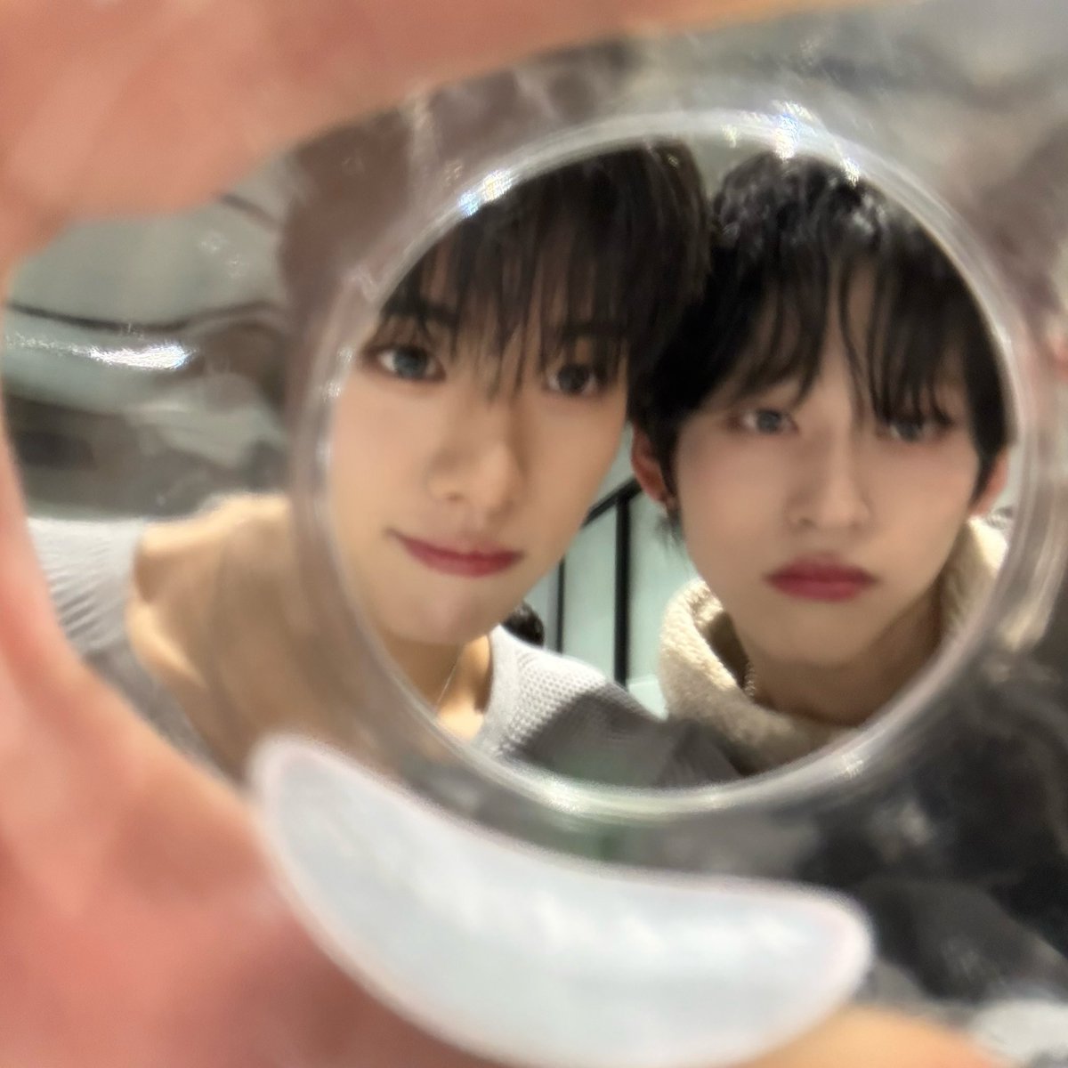 taeinarchive's tweet photo. — 260314 cosmo room update 💌 

#최태인 #아이덴티티 #choitaein #idntt https://t.co/6vb0LIWFNv