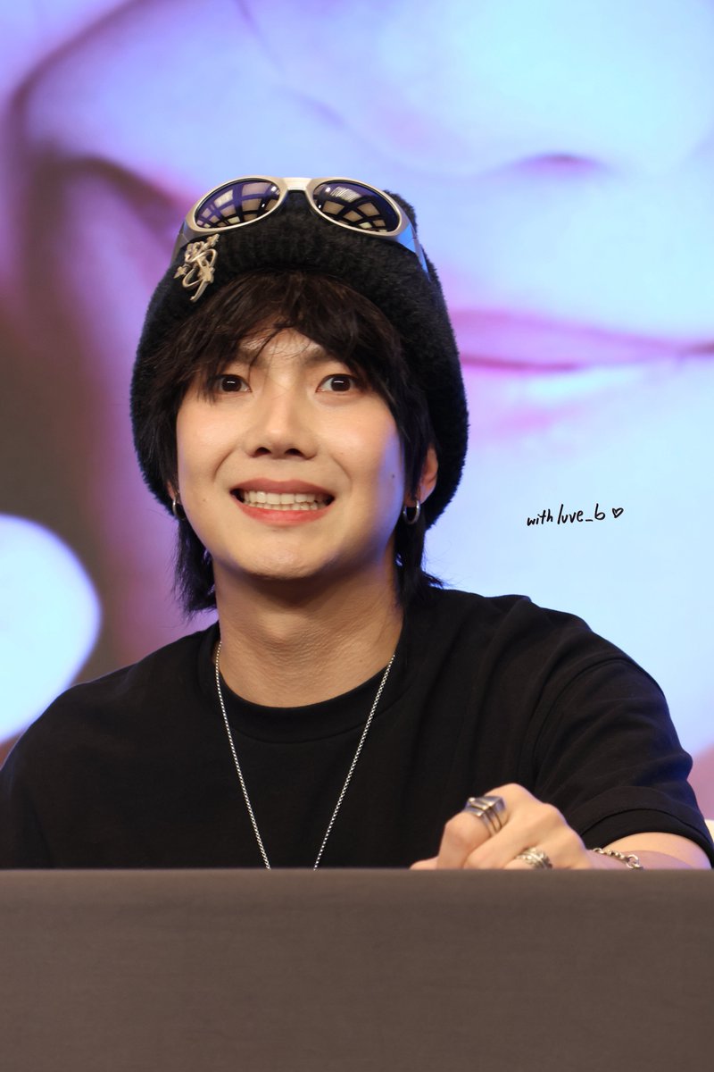 𝙭𝙪𝙚 ^•ﻌ•^ฅ♡ tweet media