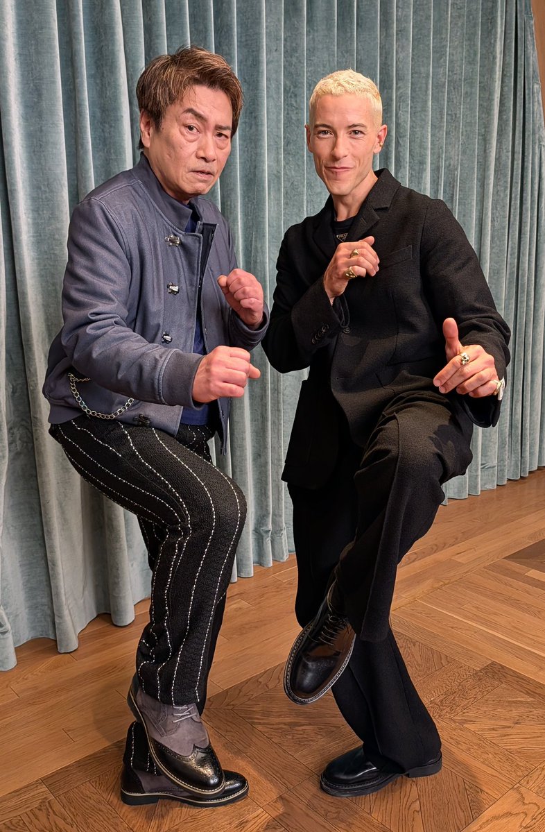 Taz Skylar daily tweet media