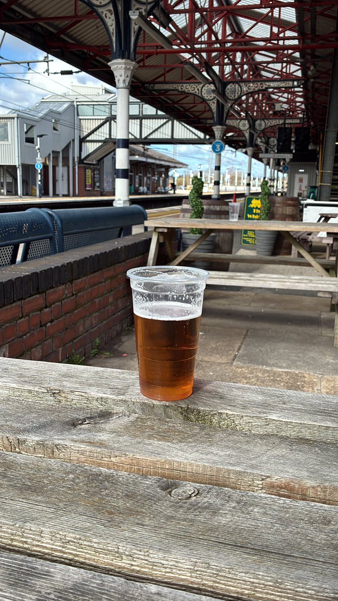 Mike Cleverly tweet media