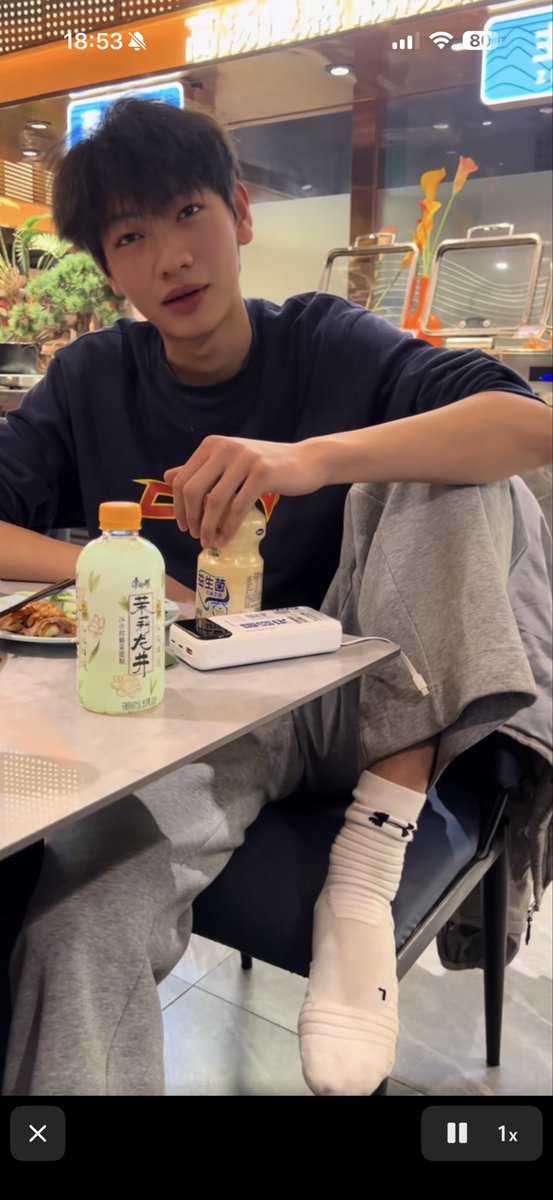 酷酷的卓 tweet media