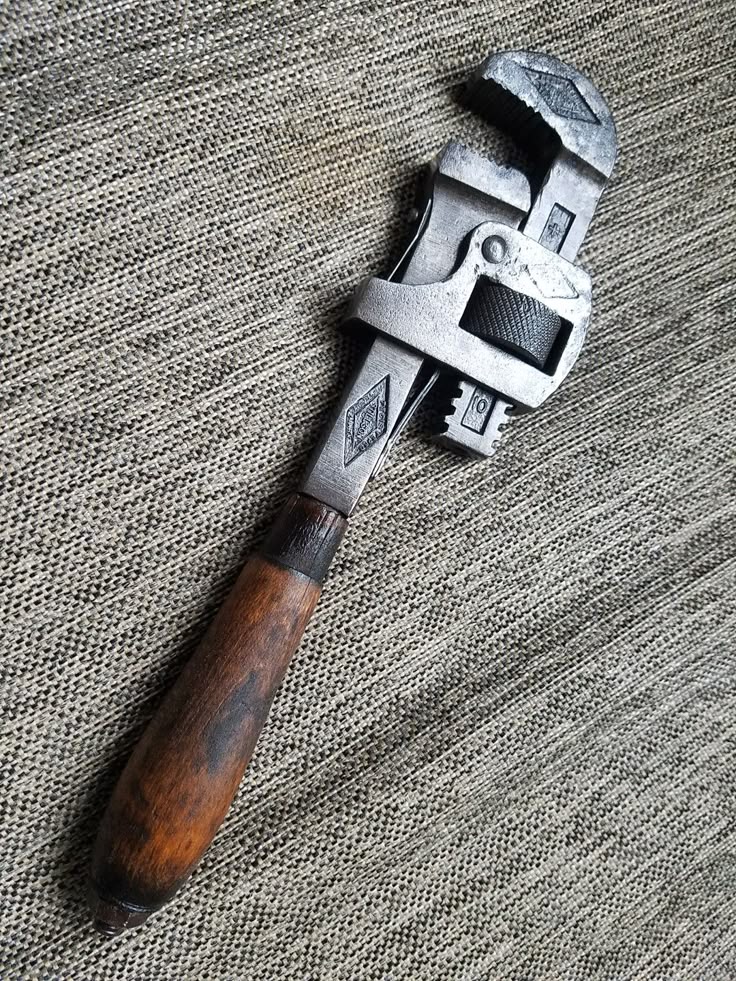 darby4real's tweet photo. I bet most people can’t identify this. Can you? https://t.co/zoxYHDxc9S