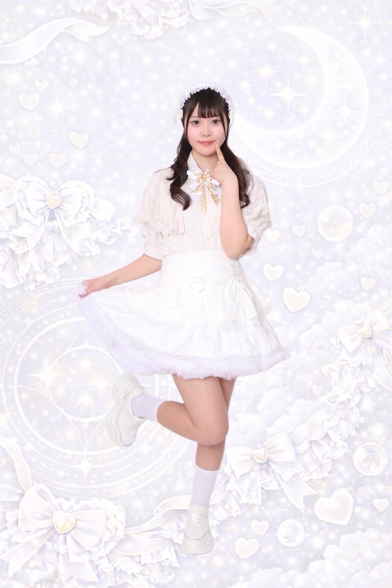 Chall Moon tweet media