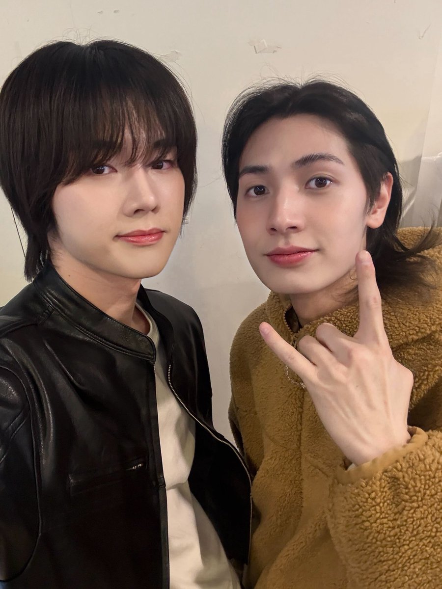 Xdinary Heroes tweet media