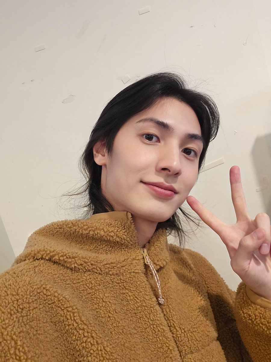 Xdinary Heroes tweet media