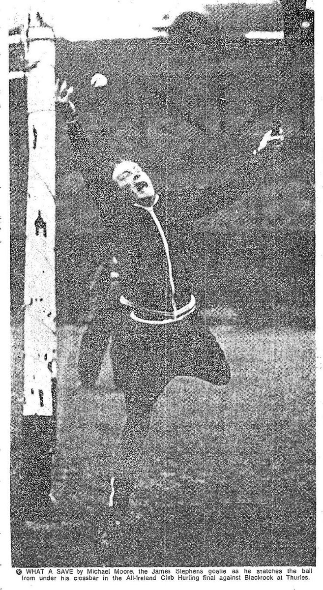 “What a save” the <a href="/VillageGAA/">James Stephens GAA & Camogie Club</a> goalkeeper Michael Moore plucking the ball out of the air in the All-Ireland Senior Club Hurling Championship Final against <a href="/RockiesCork/">Blackrock Hurling</a> at Semple Stadium on this day 50 years ago #corkhurlinghistory 🟩🟨