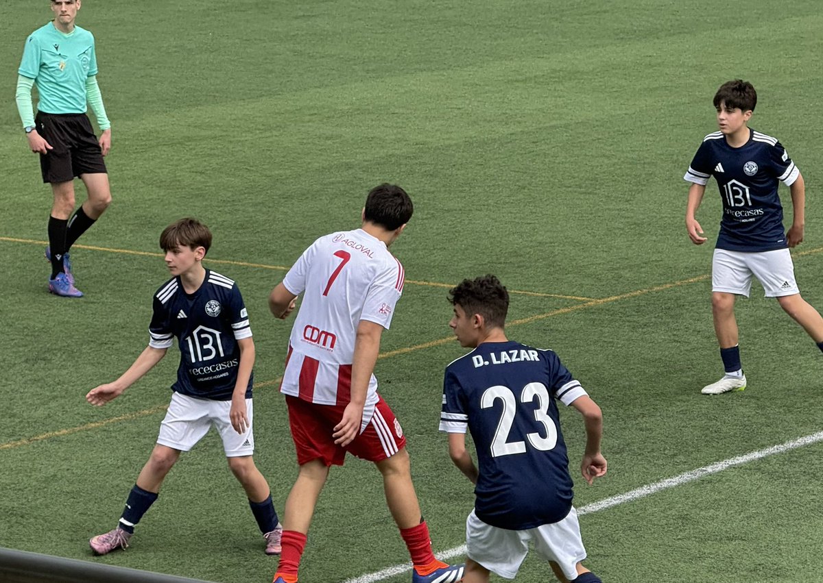 C.F. CRACKS tweet media