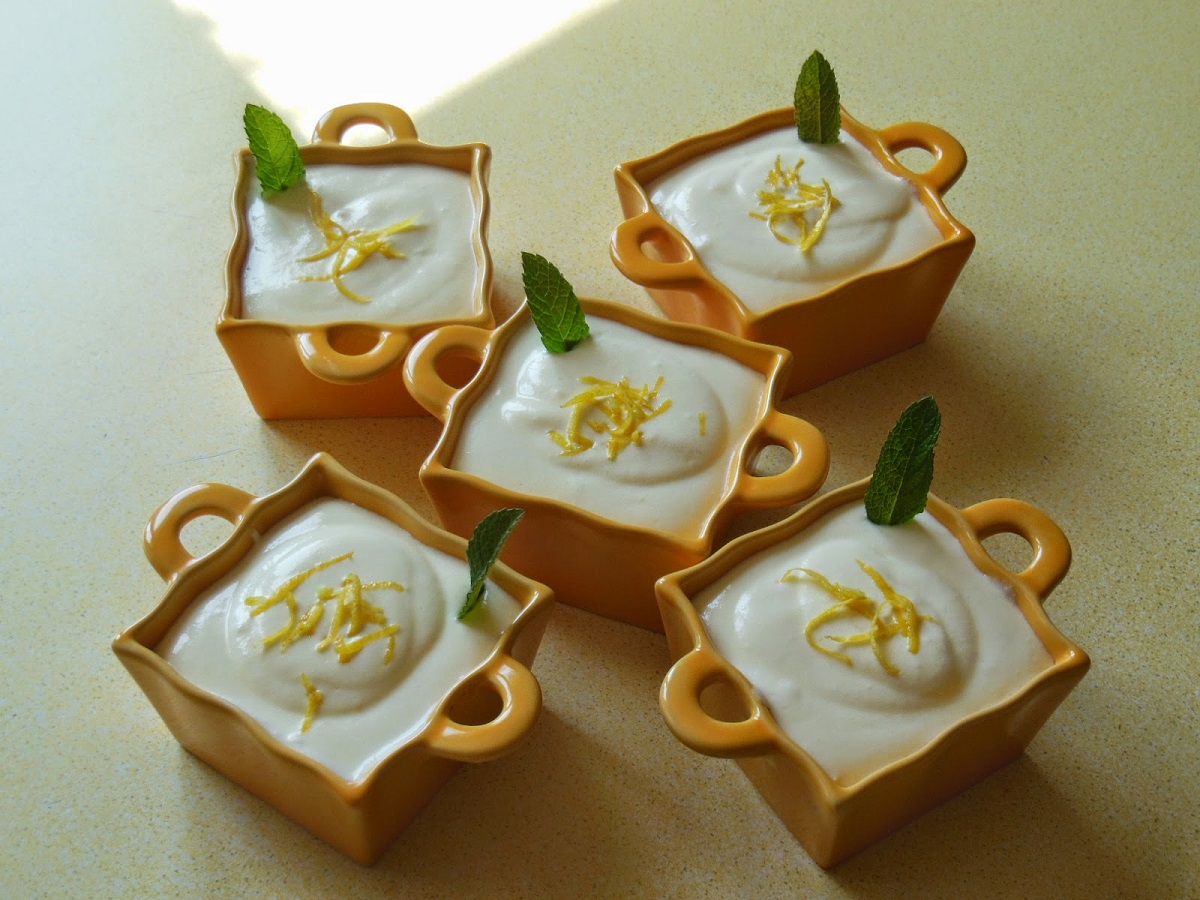 Dogadit's tweet image. Dessert : 🍋​
Mousse #mascarpone au citron
Un dessert IG bas, mousseux à souhait et parfait pour terminer un bon repas. A déguster bien frais
abcvosig2.blogspot.com/2014/05/mousse…
⬇️